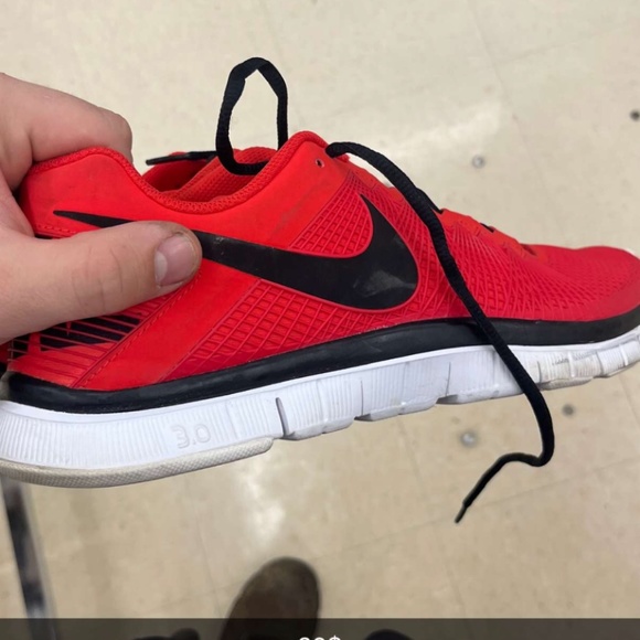 shoes - Picture 6 of 10